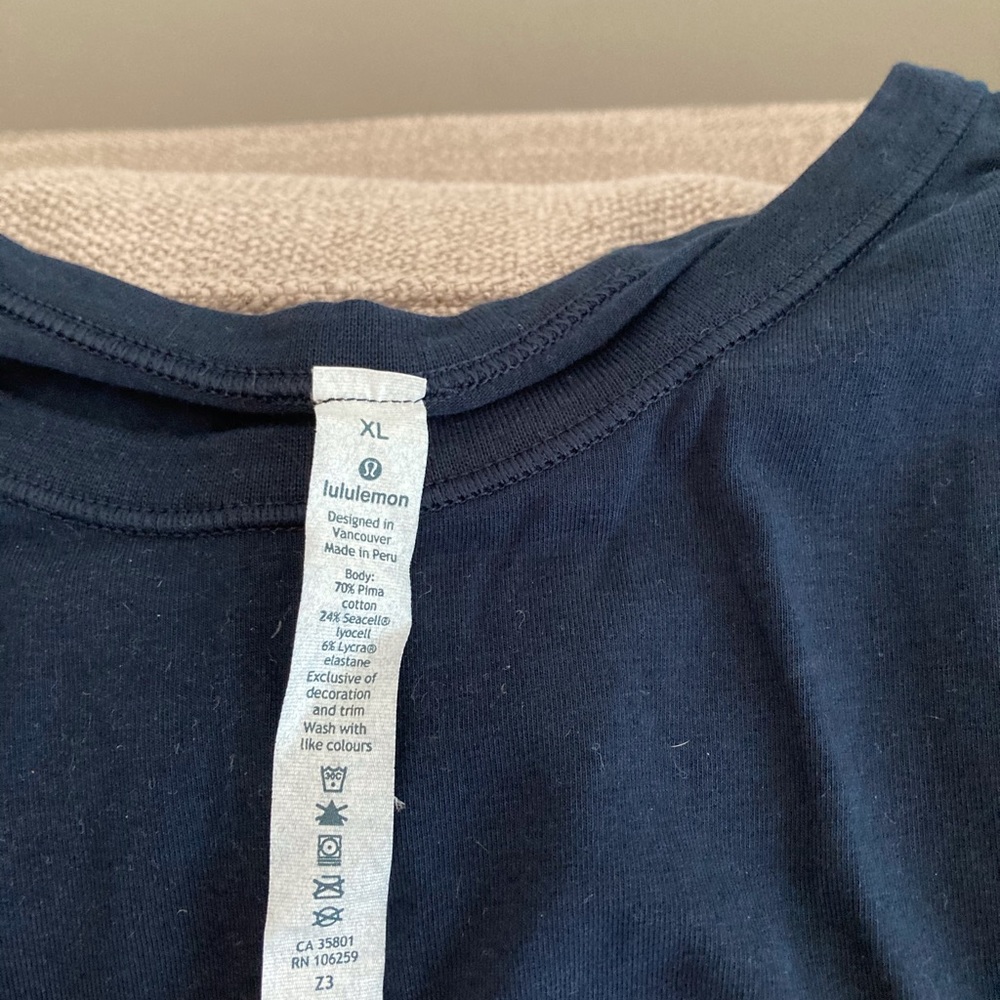 Men’s Lulu Breath shirt